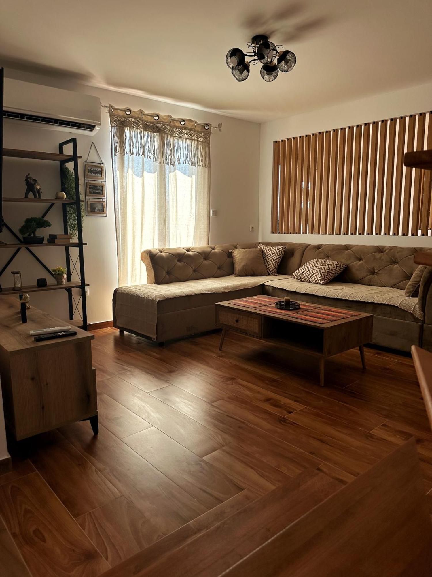 Nirvana Tivat Exteriér fotografie