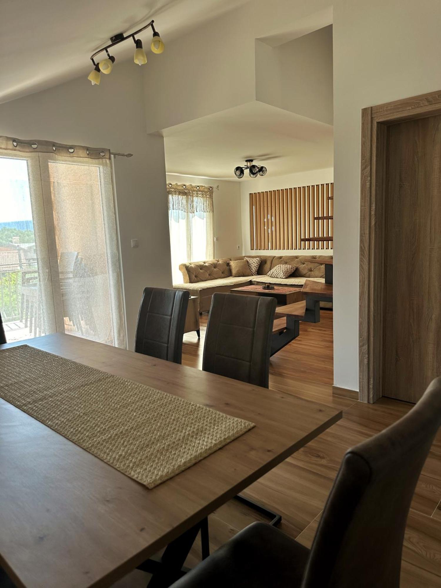 Nirvana Tivat Exteriér fotografie